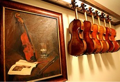 Cremona Violin Store 琴行
